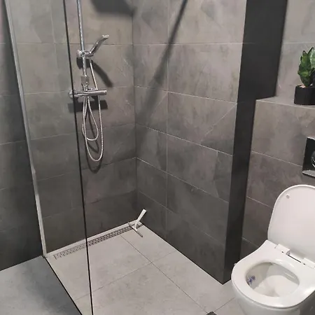 Apartament Klonowa 65 Z Garazem Podziemnym Kielce Zewnętrze zdjęcie